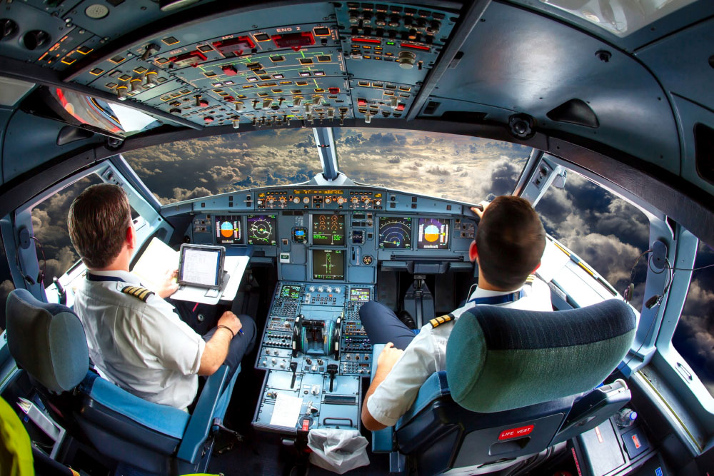 Who Will be the Winner of the  Flight Between Pilots and Technology? 